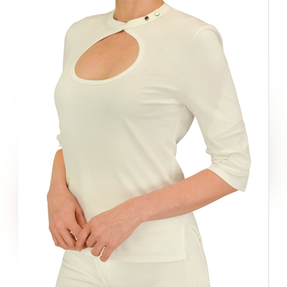 NWT M Chloe keyhole cutout top